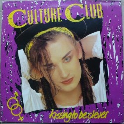 Culture Club - Kissing to...