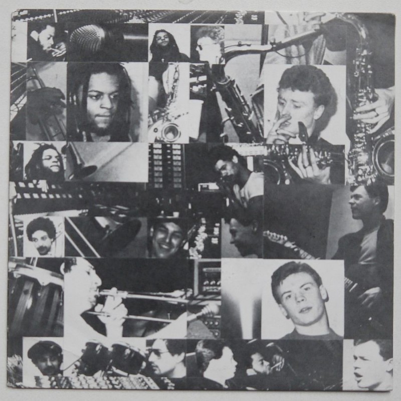 UB40 - Present Arms (lp+7’’)