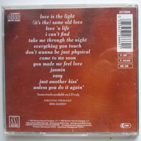 Smokey Robinson - Love, Smokey