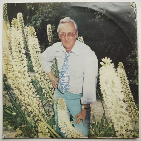 Stępowski Jerema - Na Wisłostradzie kwitnie bez