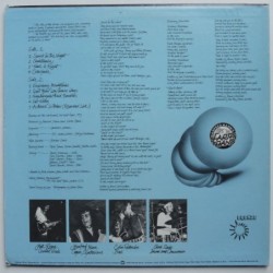 Manfred Mann's Earth Band - Nightingales & Bombers 2